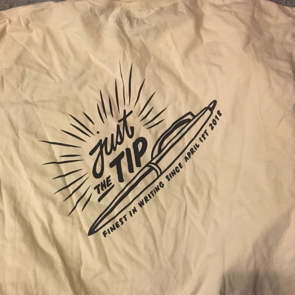 Pentrill Graphic Tee w/ pocket